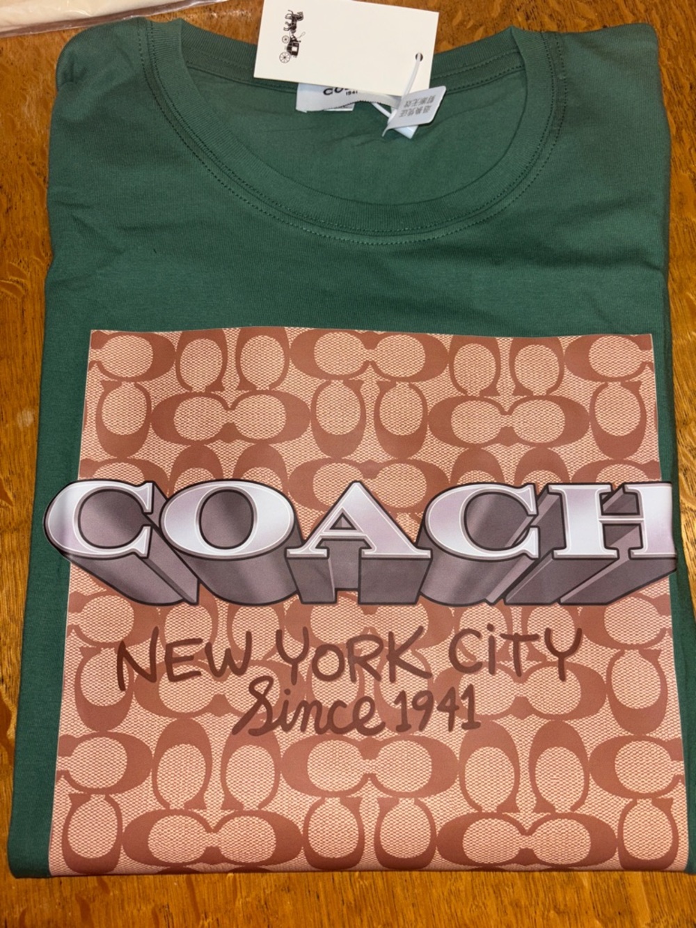 Coach Green T-Shirt with Tan Logo Panel Read 👇